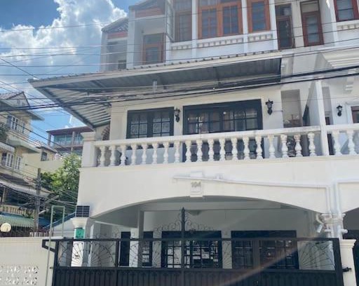 Thung Wat Don Villa | Sathon輕軌附近市中心5房獨棟全明屋各大景點附近