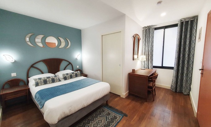 La Charite-sur-Loire Apartamento | Apartamento-Diseñador-Baño privado con bañera-Vista a la Ciudad