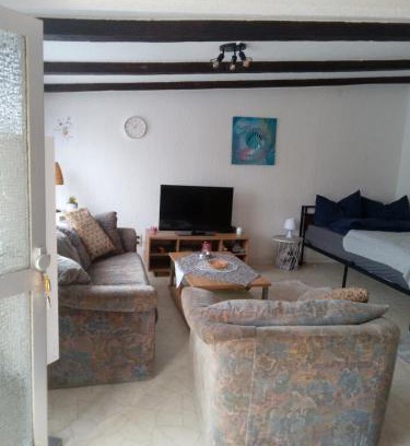 Fraulautern Apartamento | Schönes Studio Appartment