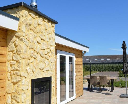 Gasthuis Complejo | Schaelsbergerbosch- 2 Bath FireplGarde