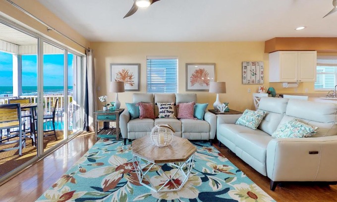 Indian Rocks Beach Hotel | Sea Isle Villas F