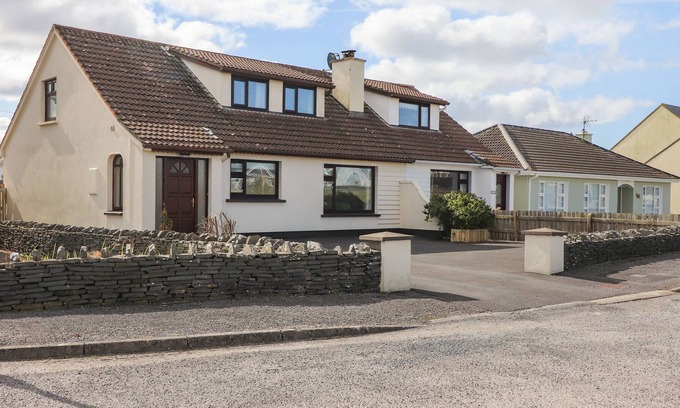 Lahinch Cabaña | Sea Park Cottage, LAHINCH, CLARE DEL CONDADO