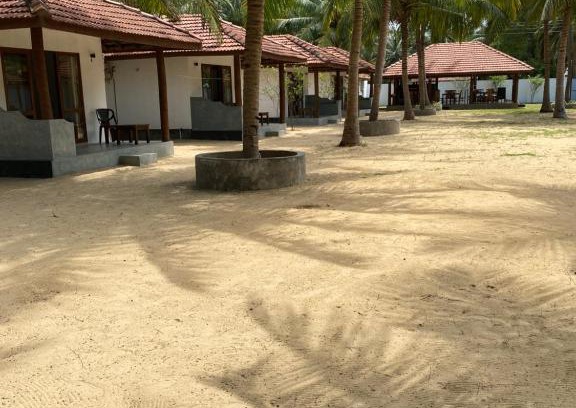Kudawa Hotel | Sea Sand Resort