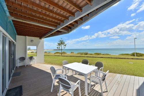 Mandurah Casa | Sea Side Villa 10.1
