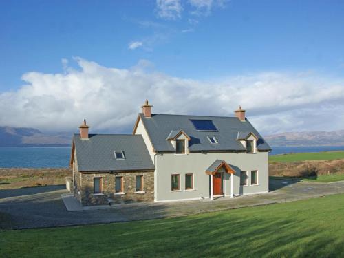 Gortnakilly Casa | Sea View Holiday Home Sheeps HeadBantry