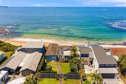 Norah Head Casa | Seabreeze Getaway Oceanfront Family Home in Norah Head