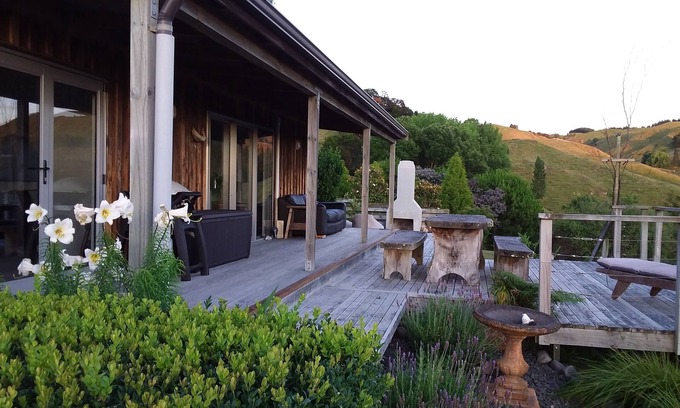 Puketapu Cabaña | Casa de campo de Seafield para la relajación total y la privacidad. Un lugar para reconectarse.