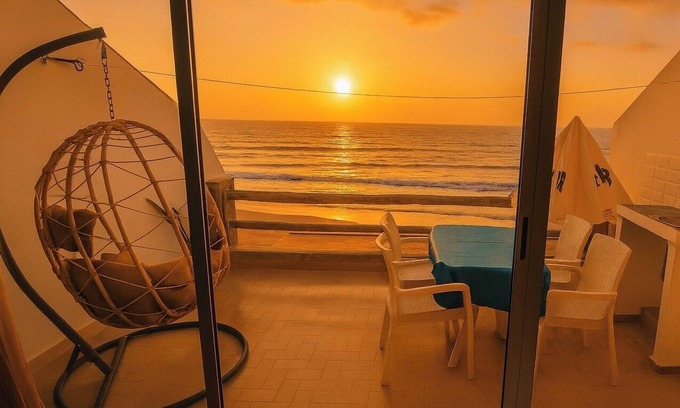 Taghazout Condominio | Seaside Group Surf Retreat Direct Beach Access With Kitchen and WiFi Taghazout
