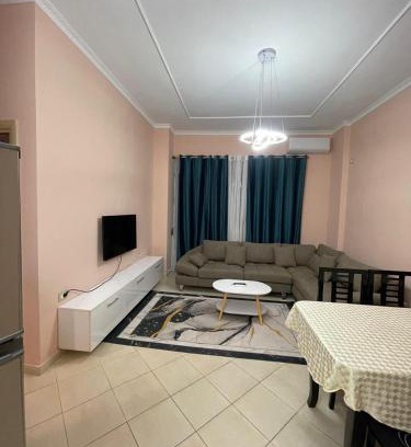 Shkembi i Kavajes Apartamento | Seaside Penthouse