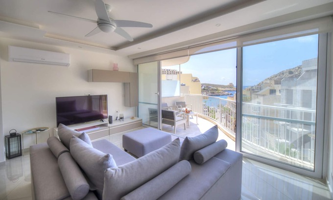 Xlendi Apartamento | Seaview apt in the Heart of Xlendi ESCH1-1