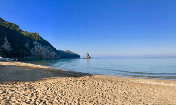 Agios Gordios Apartamento | Sebastian's - Agios Gordios Beach
