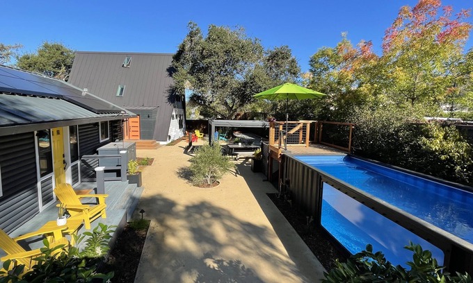 Fetters Hot Springs-Agua Caliente Complejo | Secluded 2-house resort w/pool & bocce in Sonoma Valley