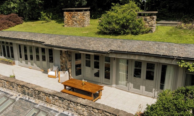 Roxbury Casa | Secluded Architectural gem in the heart of Roxbury - Modern, Chic & Dreamy Pool