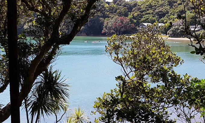 Tutukaka Cabina | Refugio frente a la playa de Bach Hut