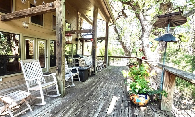 Uvalde Casa | Secluded Family Getaway!