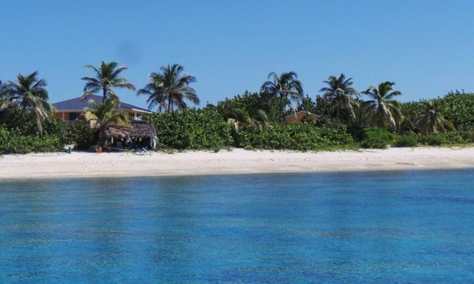 West End Villa | Aislado Oceanfront Home Sand Beach, piscina, perfecto para buceadores