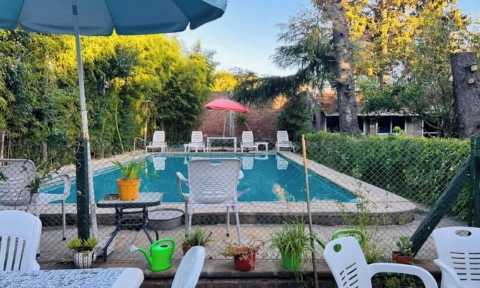 Benavídez Casa | Quinta segura súper equipada y confortable hasta 15 huéspedes en Benavídez Tigre