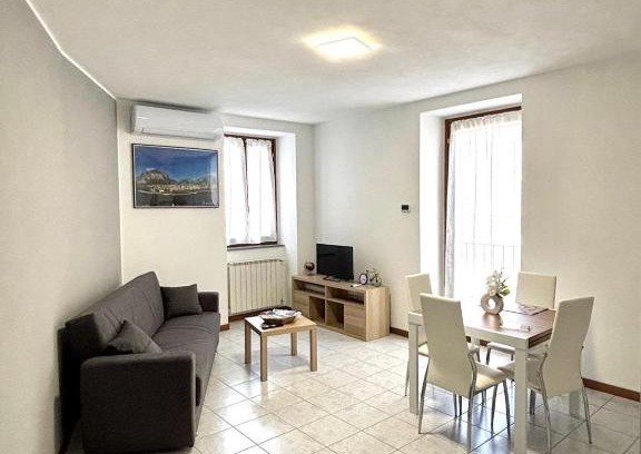 Lecco Apartamento | SELA HOUSE - Oasi di Tranquillità tra Lago e Montagna a Lecco