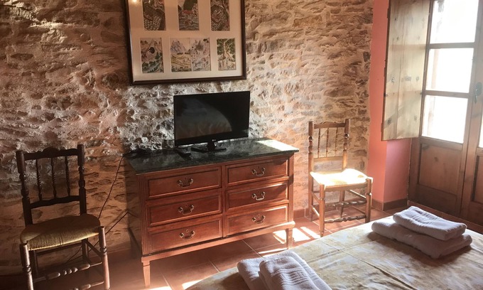 Vilafranca Cabaña | Casa rural (alquiler íntegro) Masía Matutano para 12 personas