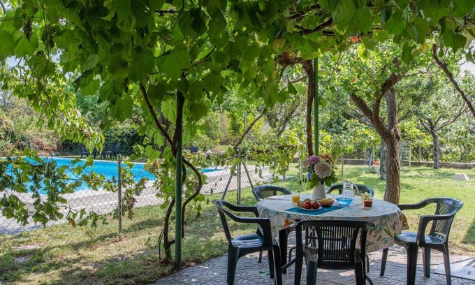 Piedralaves Apartamento | Apartamento con piscina a pié de jardín El Vaho