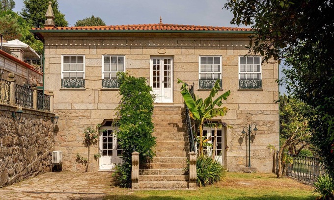 Barroselas Casa | Senhorial House at Fountain Retreat-Pool & Sports