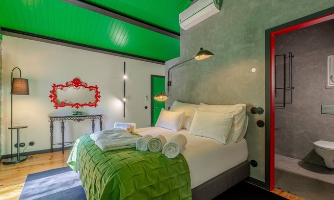 Moimenta da Beira Apartamento | Senses Room at The Mill Retreat by Portugal Active
