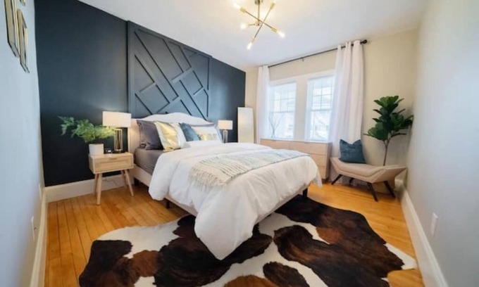 Malden Casa | Sensory Serenity: Parking, Netflix,Fast Wi-Fi in a Luxe Fragrance-Free Flat