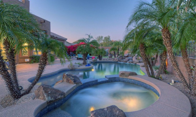 Las Sendas Casa | SERENO Y LUJOSO; 4 dormitorios, 3 baños; Piscina, Spa, Putting Green; Pozo de fuego; EL PARAÍSO DEL GOLFISTA