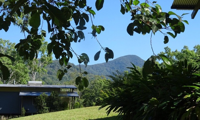 Julatten Cabina | Serenidad en Sweetwater