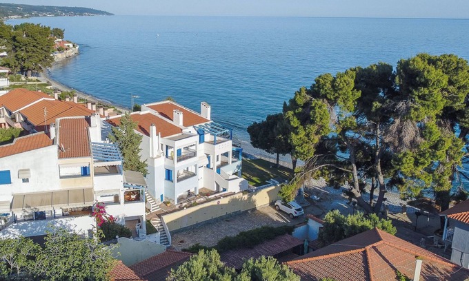 Mola Kalyva Casa | Serenity Beach Front Maisonette, Mola Kaliva