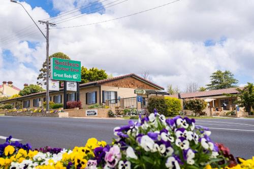 Tenterfield Hotel | Settlers Motor Inn