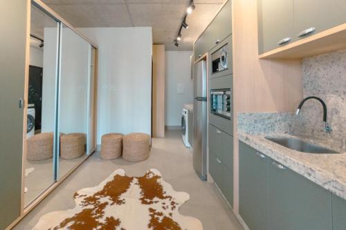 Zona 01 Apartamento | Seu Refúgio Sofisticado no Centro de Maringá