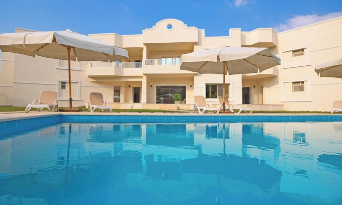 Sheikh Zayed City Hotel | Seven Stays Zayed