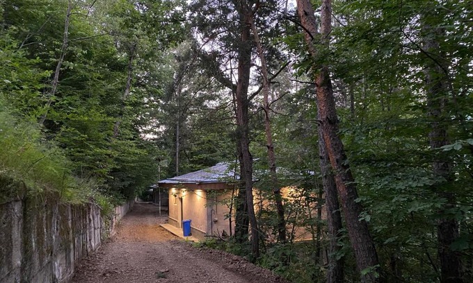Dilijan Villa | SeventeenCottage