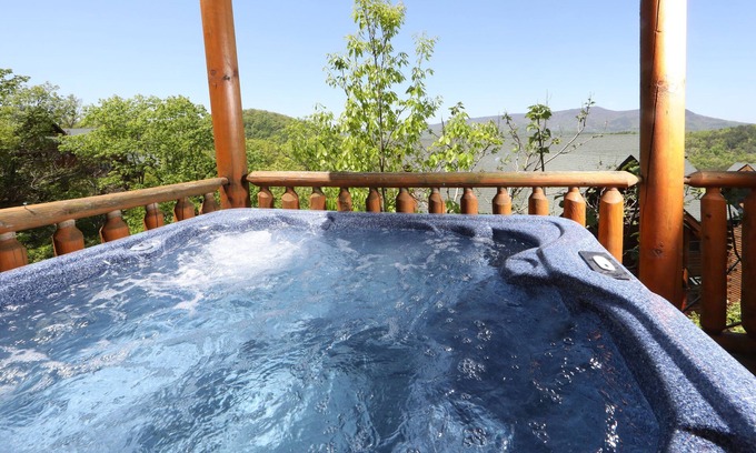 Gatlinburg - Pigeon Forge Villa | Sevierville 5 - Seis Habitaciones Villa, Capacidad 18