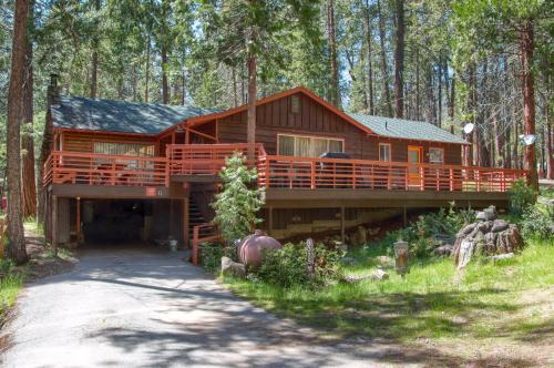 North Wawona Casa | Shangri la-de-da at The Redwoods