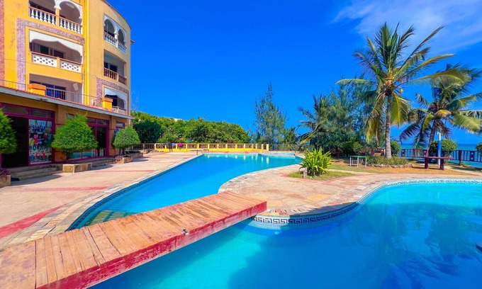 Shanzu Apartamento | Shanzu Palm Beachfront Apartments