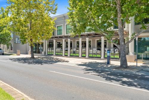 Shepparton Hotel | Sherbourne Terrace Hotel