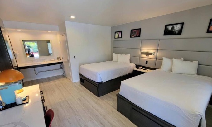 Newhall Casa | Shopping Spree at Westfield Valley Fair Shopping Mall and Santana Row! Parking