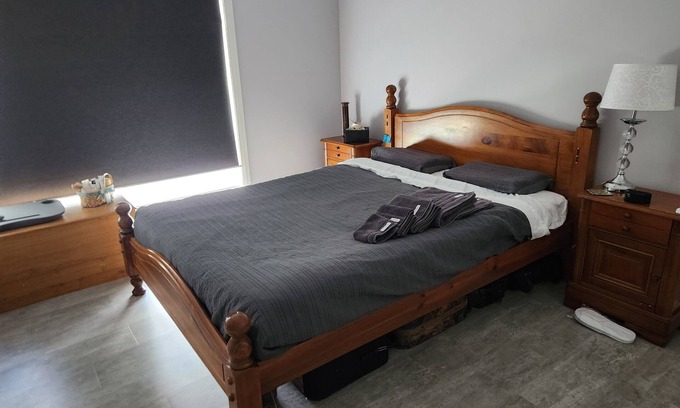 Griffith Casa | Short term stay perfect for the business traveller Pet friendly