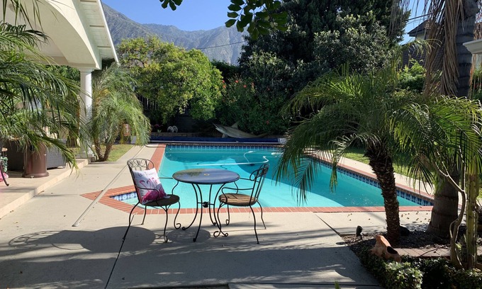 Sierra Madre Casa | Sierra Madre Cottage, pool, sleeps 2, 2450 ft walking distance to Sierra Madre