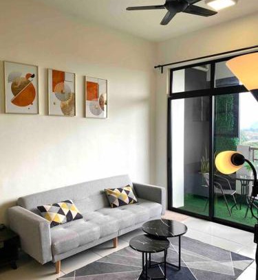 Taman Mirindi Apartamento | Simple Cozy Style @Oasis Condo City View (6-7Pax)