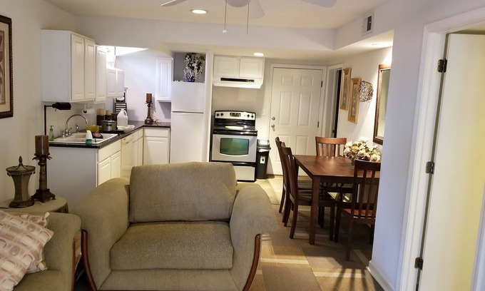 Hapeville Apartamento | Sisterdog's Apartment