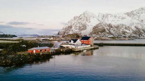 Henningsvaer Hotel | Skata Hotel Henningsvær
