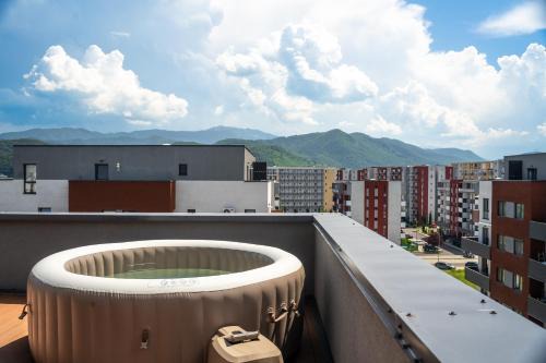 Brasov Apartamento | Skylark - Vancouver Penthouse Premium with Jacuzzi and Panoramic View