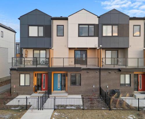 Calgary Casa | Skyline Retreat Spacious 4BR Home with Balcony!