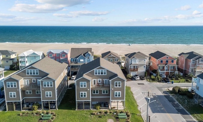 Atlantic Beach Condominio | Slack Tide 3 Bedroom Condo by RedAwning