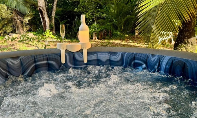 Riviere-Salee Casa | Sleep in a bubble in an unusual accommodation in Martinique!