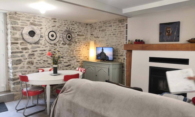 Tanis Casa | Small house 6 kms from Mont St Michel