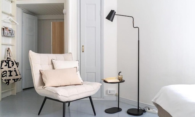 Ullanlinna Apartamento | Small studio with spacious bathroom in Ullanlinna